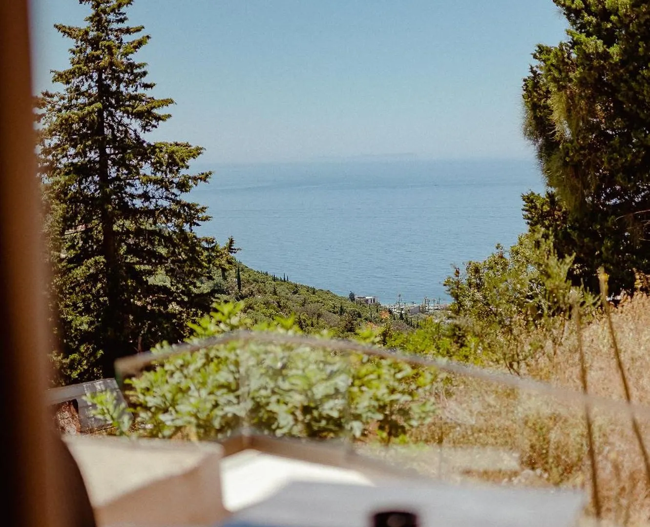 Panzió Alex Boutique Hotel Himara Albánia