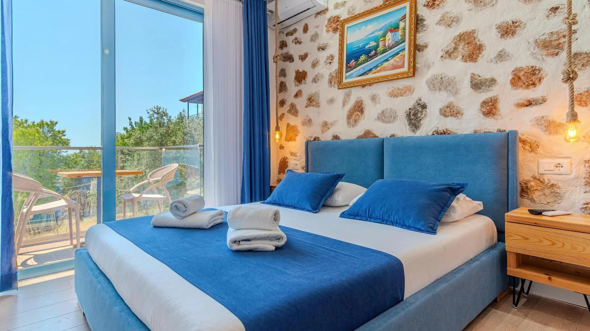 Alex Boutique Hotel Himara Panzió